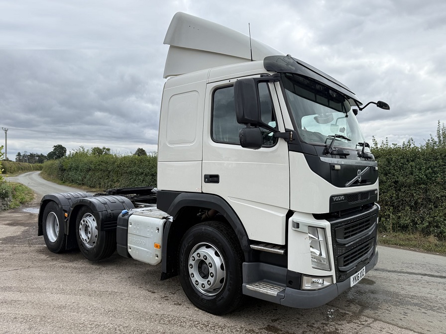 VOLVO TRUCK