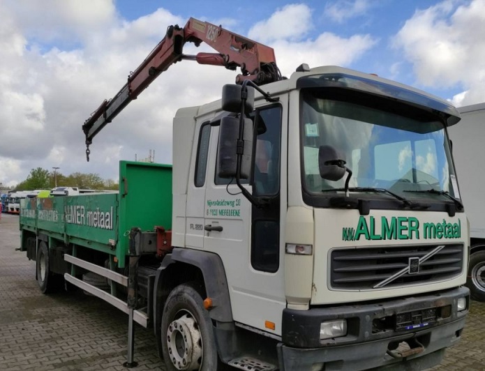 VOLVO TRUCK
