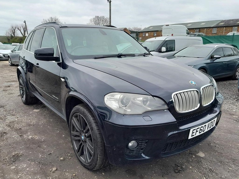 USED VEHICLE