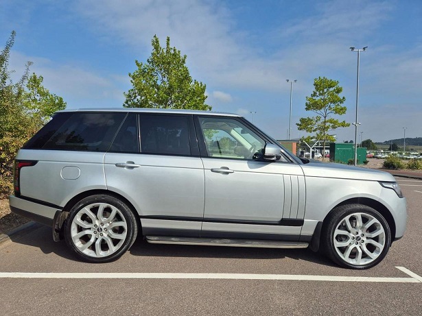 USED VEHICLE