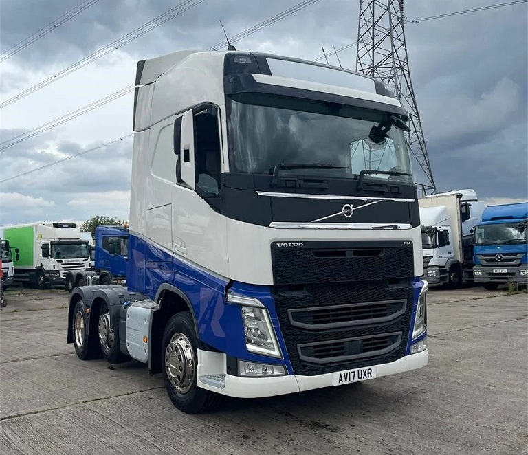VOLVO TRUCK