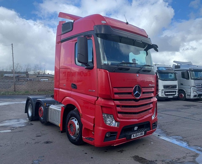 MERCEDES BENZ TRUCK