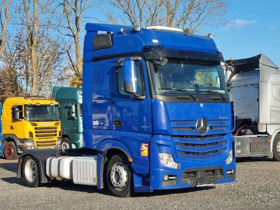 IVECO TRUCK