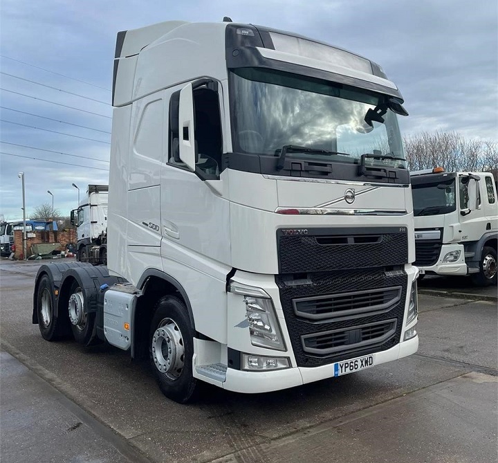 VOLVO TRUCK