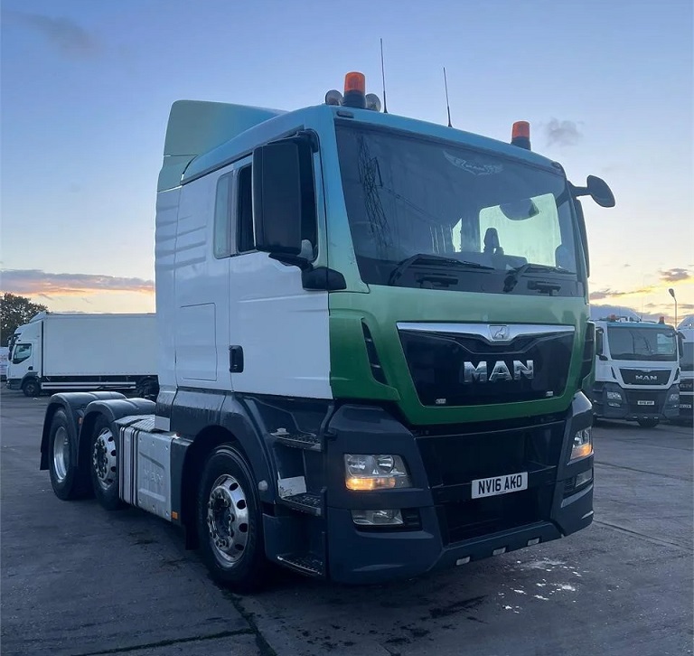 MAN TRUCK