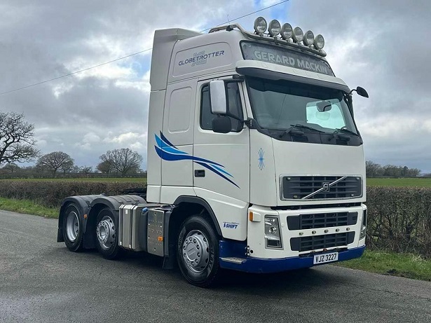 VOLVO TRUCK